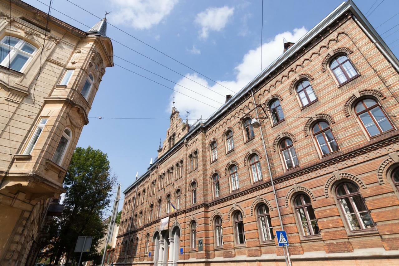 Leogrand One-Bedroom Apartments On Tugan-Baranovskogo 24 Lwów Zewnętrze zdjęcie