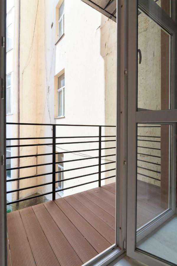 Leogrand One-Bedroom Apartments On Tugan-Baranovskogo 24 Lwów Zewnętrze zdjęcie